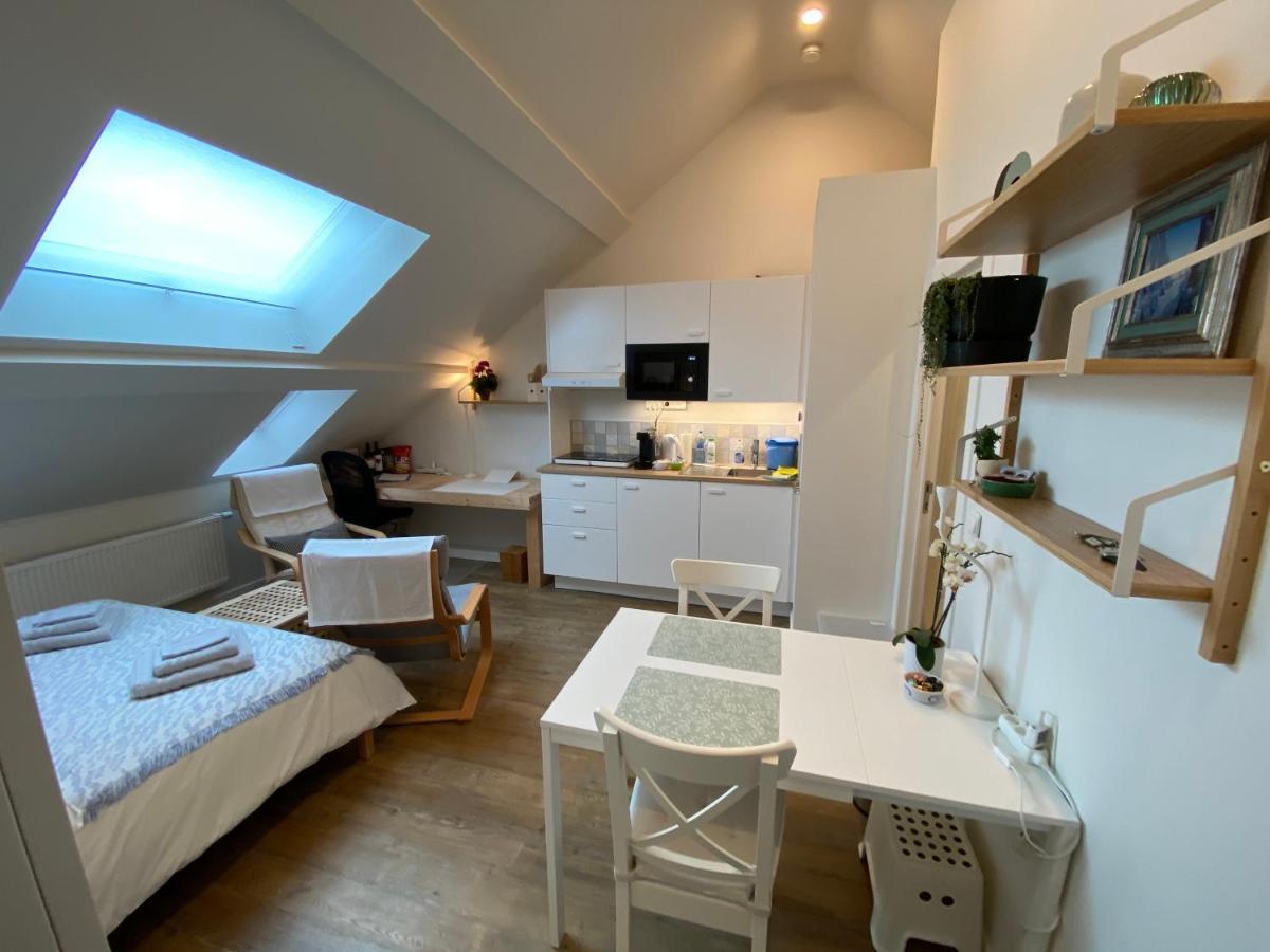 Logies-M Comfort Studios Inc Bikes B&B 오스텐드 외부 사진